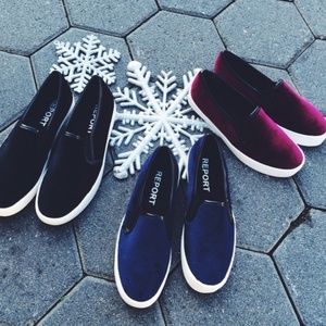 Report Areva blue velvet slip on sneakers flats Size 9 MSRP $79